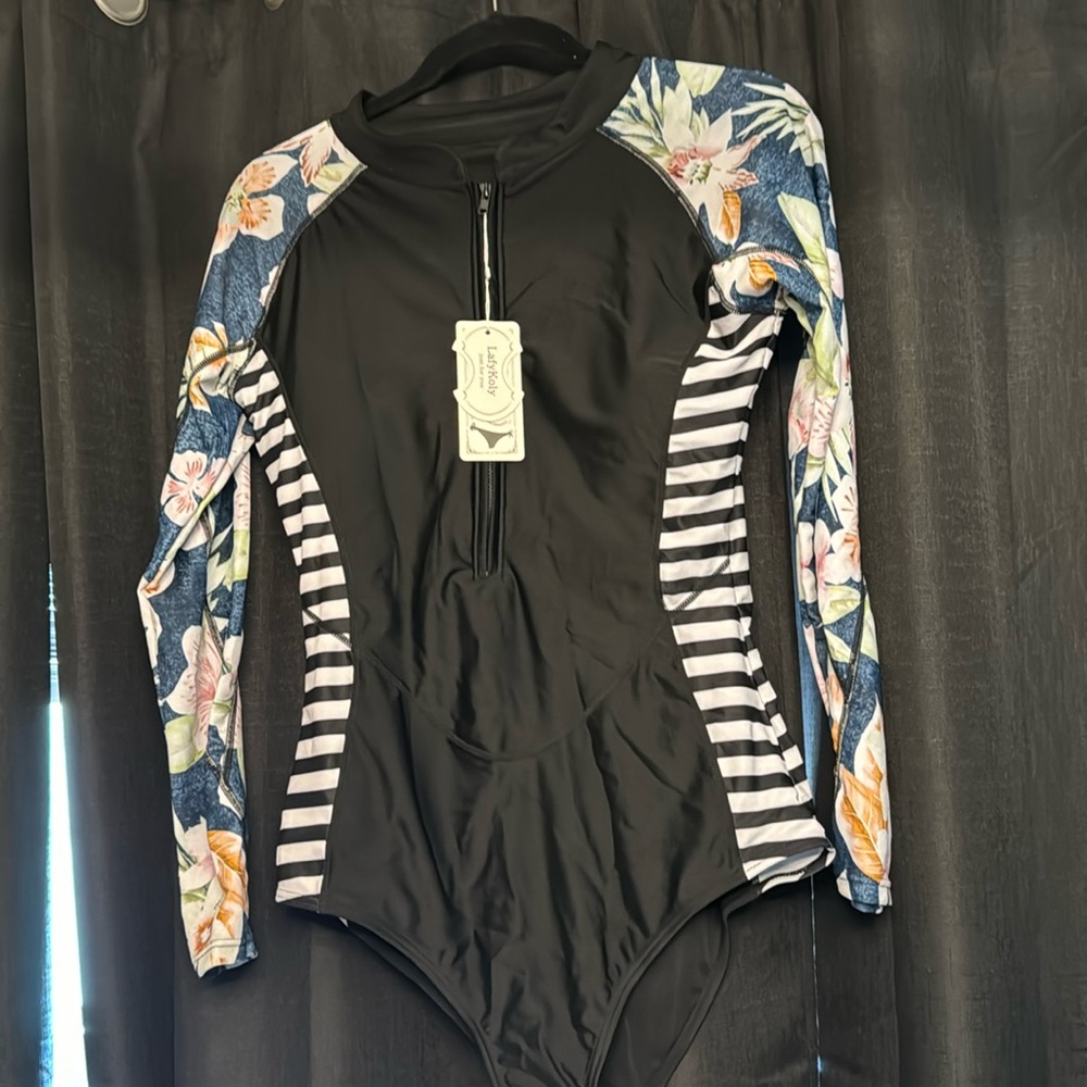 Long sleeve one piece swimsuit